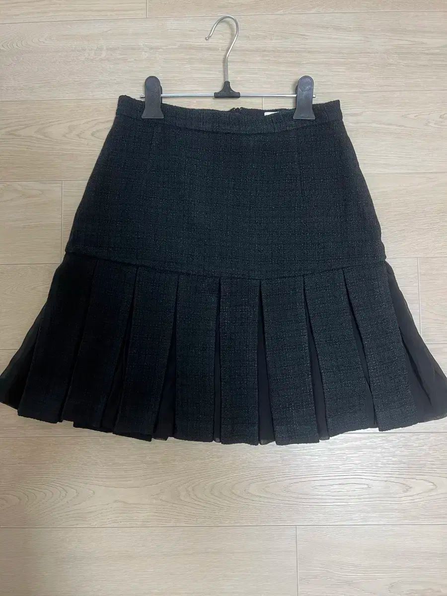 SANDRO(サンドロ) ツイード プリーツ スカート 新品