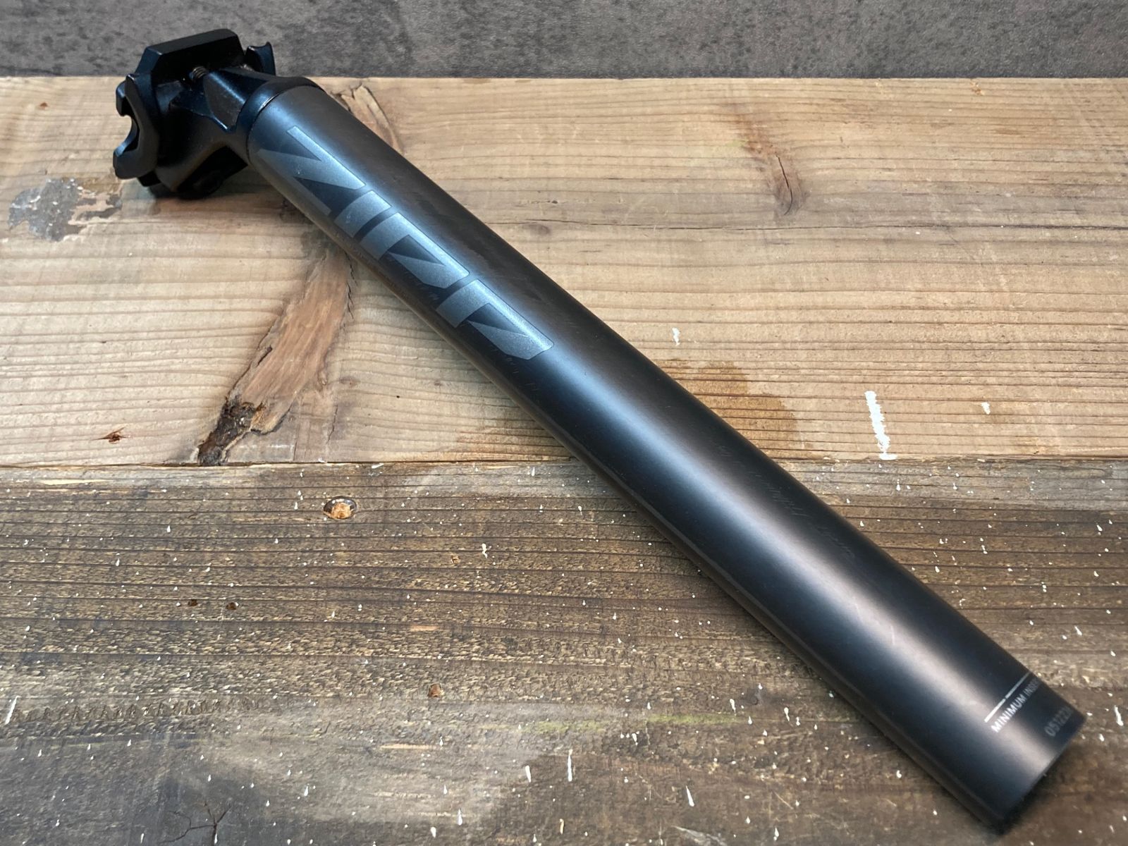 IO058 ジップ ZIPP サービスクルス SERVICE COURSE SL カーボン シートポスト Φ31.6 実測310mm カット済み