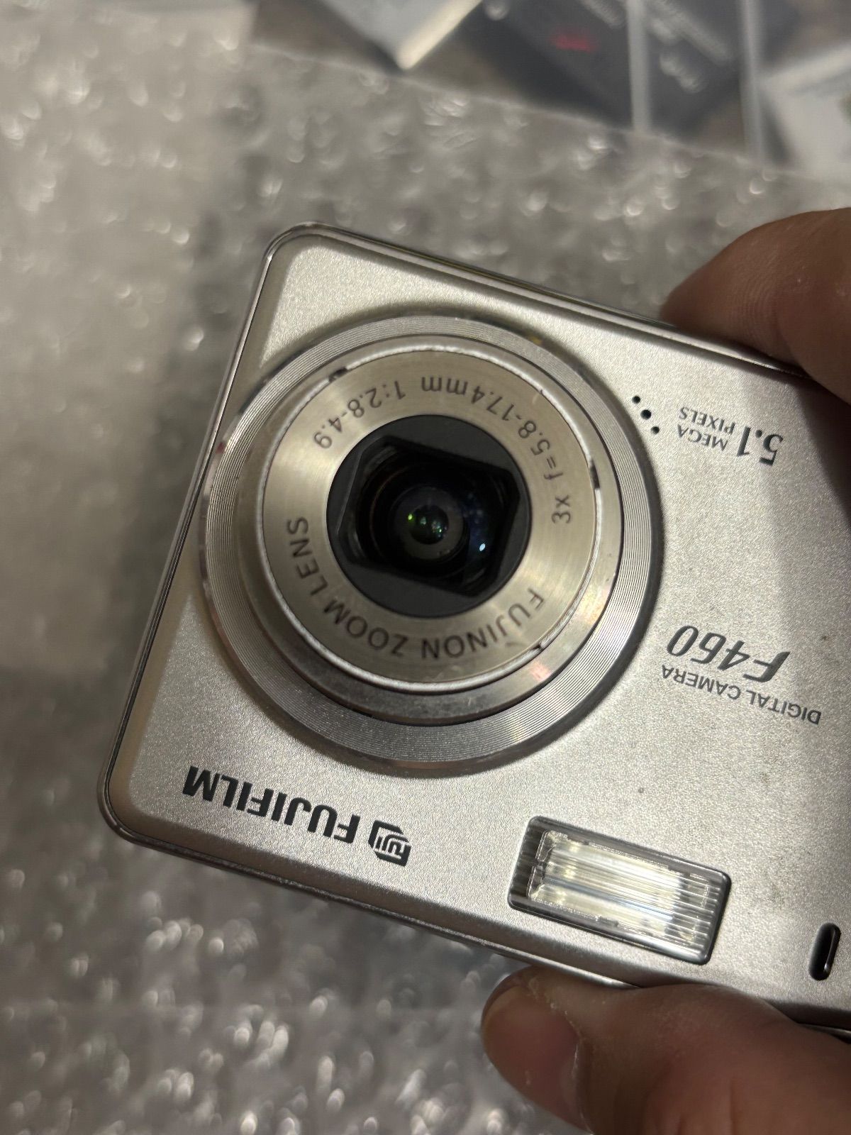 FUJIFILM フジフィルム FinePix F460 9111 - メルカリ