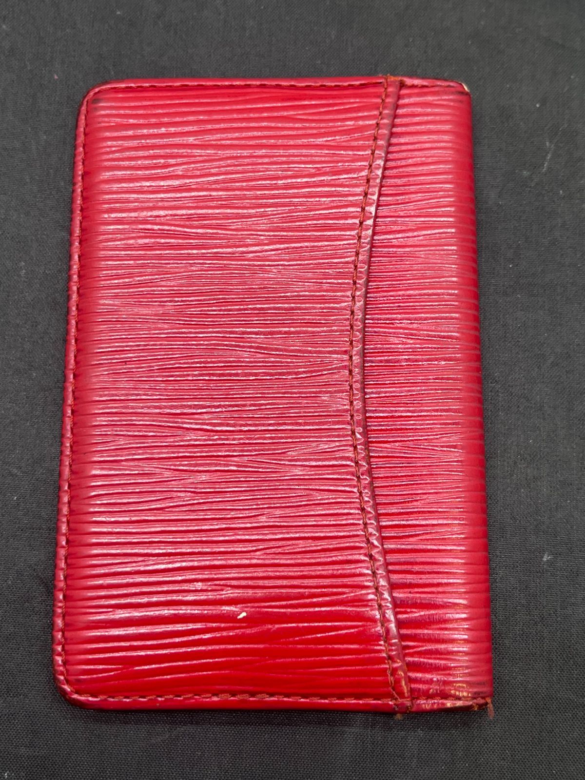 ルイヴィトン カードケース パスケース 名刺入れ エピ B25093127