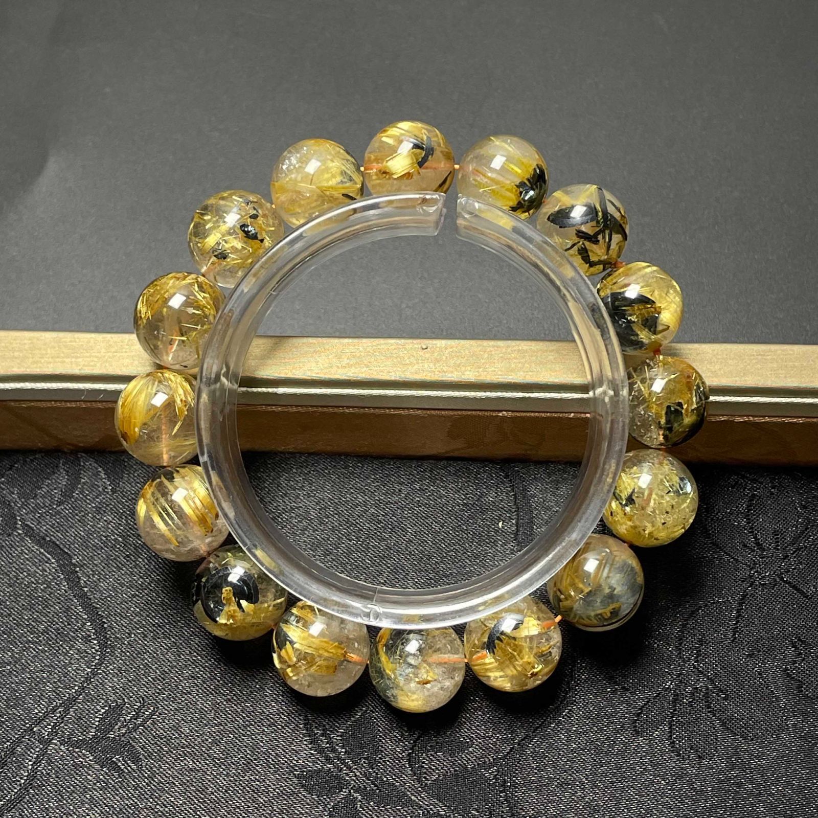 上品 EU製 太陽花タイチンルチル 黄金針水晶 金運 開運 ゴールド ブレスレット パワーストーン ギフト プレゼント 12.8-13.7mm ZB7909