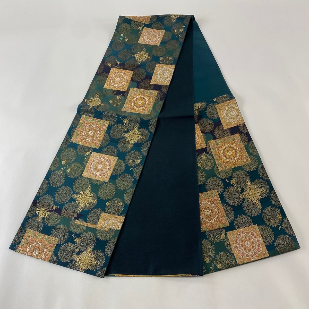 袋帯 美品 秀品 華文 花丸文 金糸 箔 深緑 六通 正絹 【中古】 袋帯