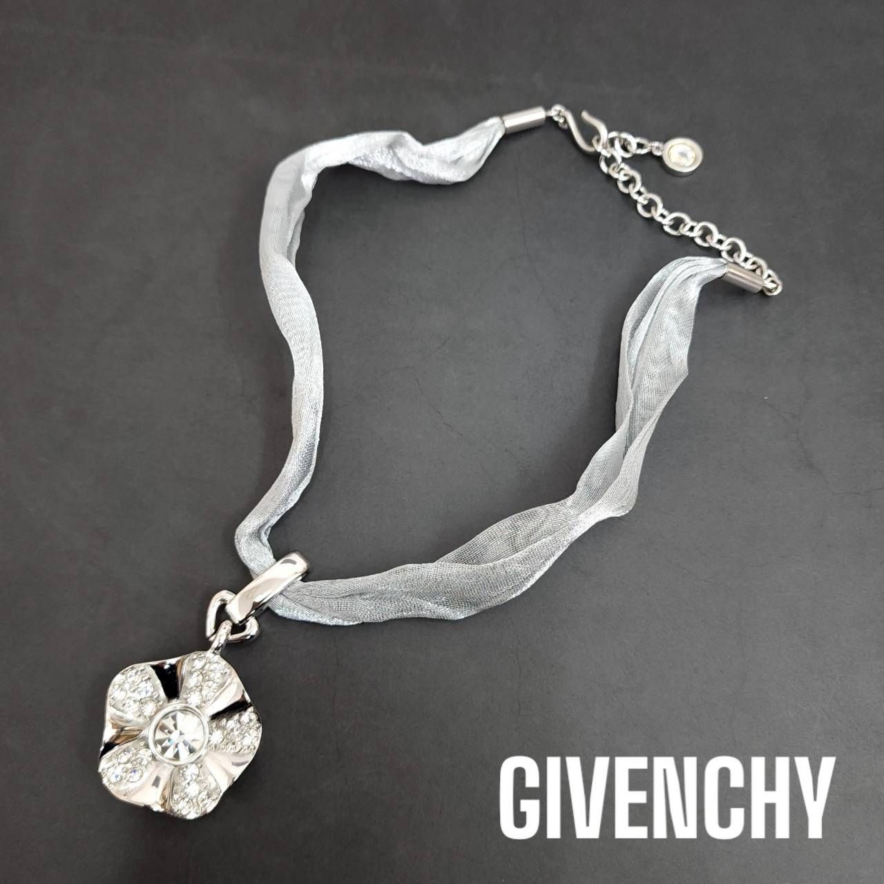 ジバンシー ネックレス カラー ストーン ヴィンテージ　【未使用】 GIVENCHY - GIVENCHY ジバンシィ ヴィンテージ ラインストーン