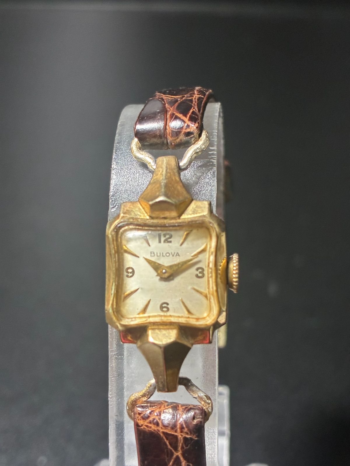 レディース 腕時計 |[ブローバ] Bulova 腕時計 Women's Analog Display