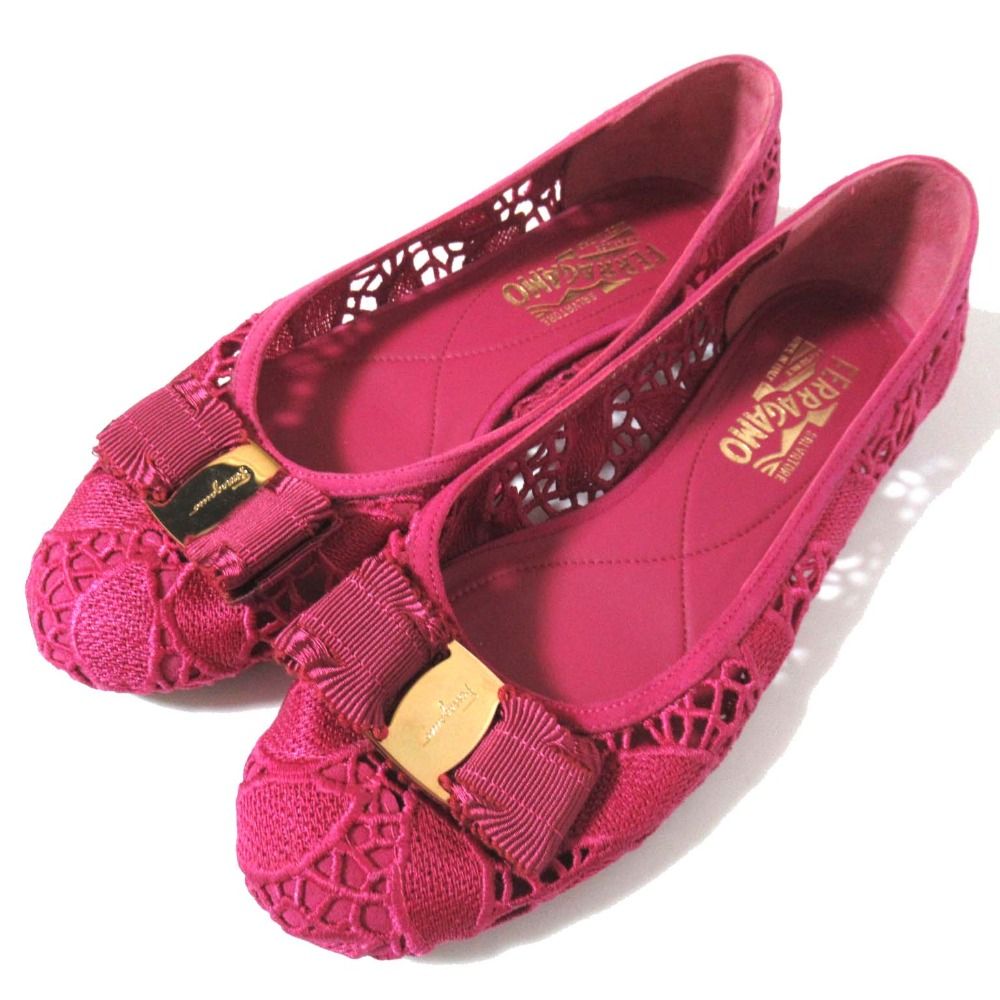 Loubiworld ｜クリスチャン ルブタン【公式オンラインブティック