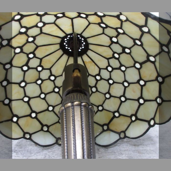 SALE☆ アンティークステンドグラスランプ ライト ベッドサイドライト