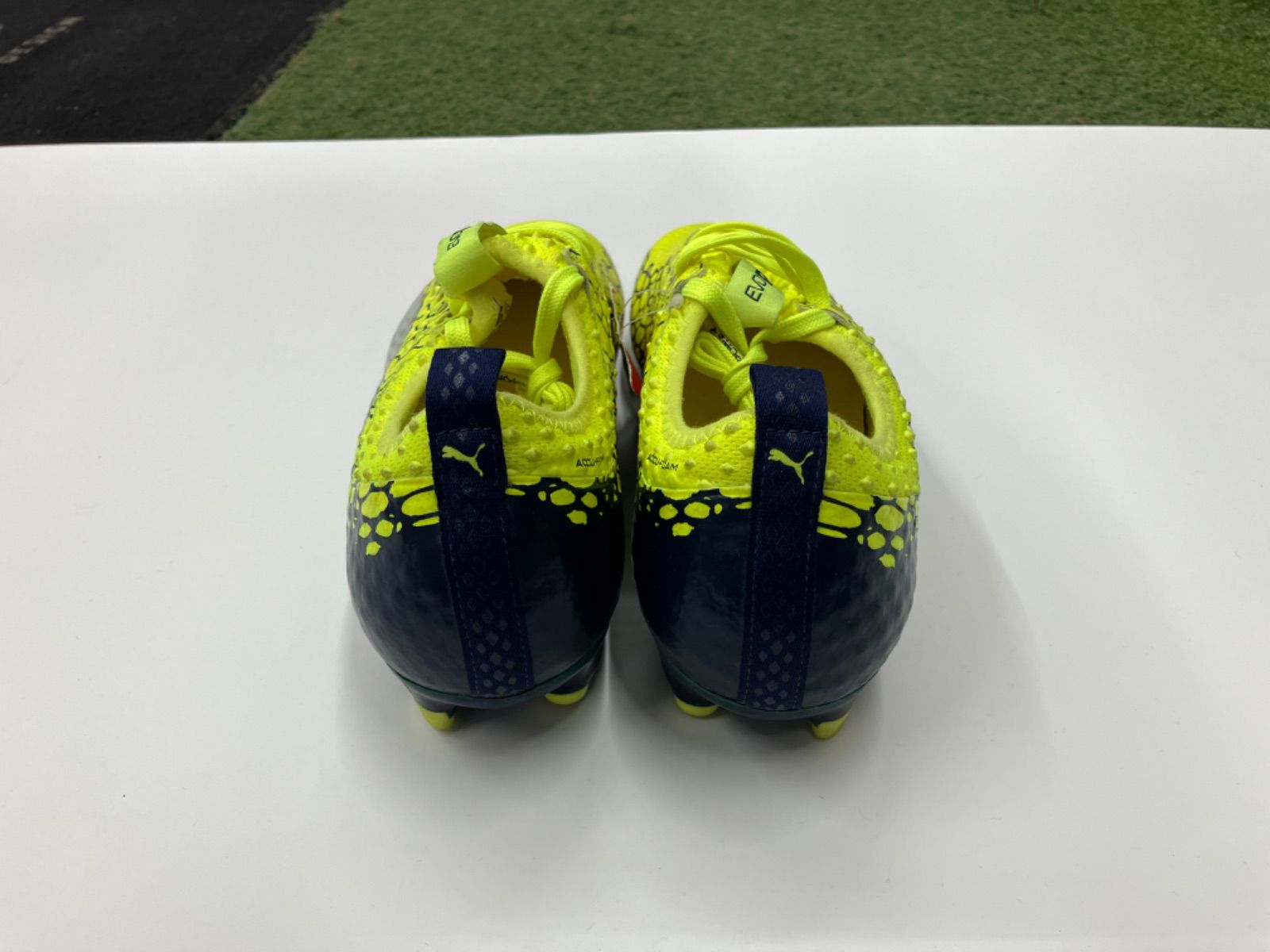 エヴォパワー1.3 グラフィック HG PUMA プーマ エヴォパワー 1.3 グラフィック HG(イエロー