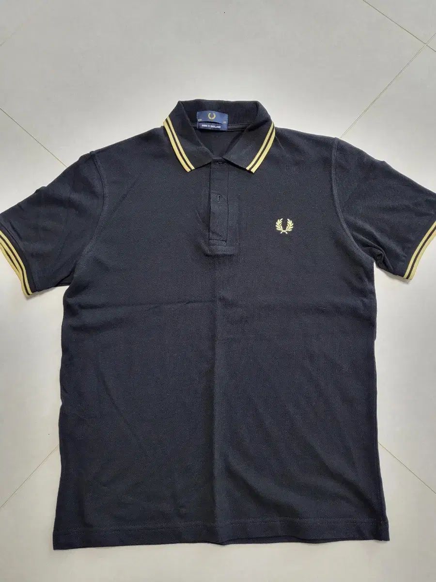 【雷市場（ポンジャン）商品韓国直送】FRED PERRY(フレッドペリー) ポロTシャツ