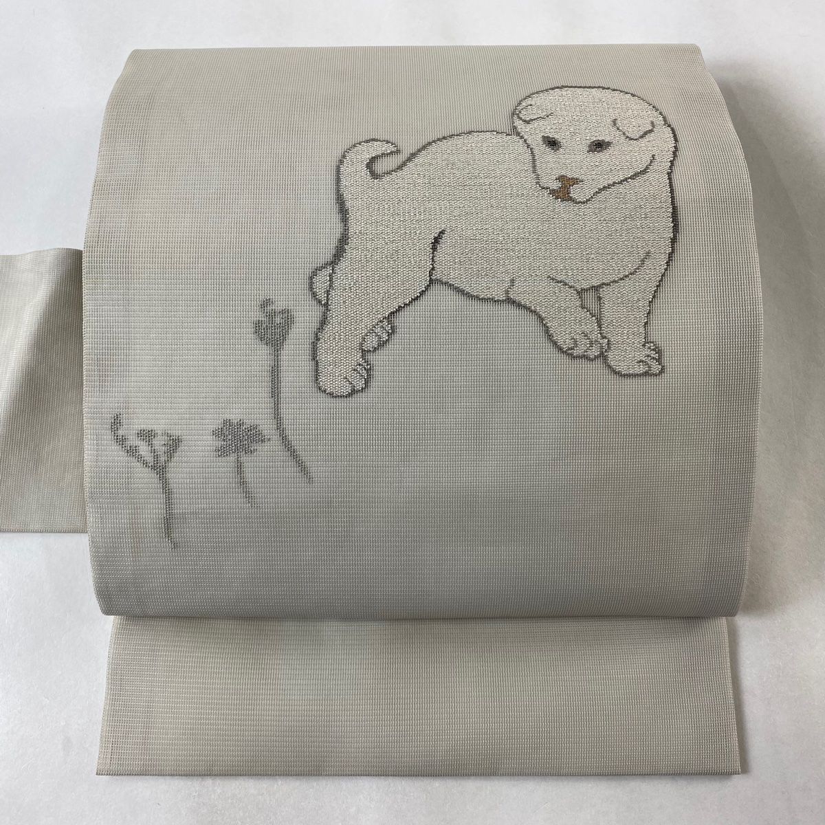 名古屋帯 夏帯 犬 草花 銀糸 灰色 正絹