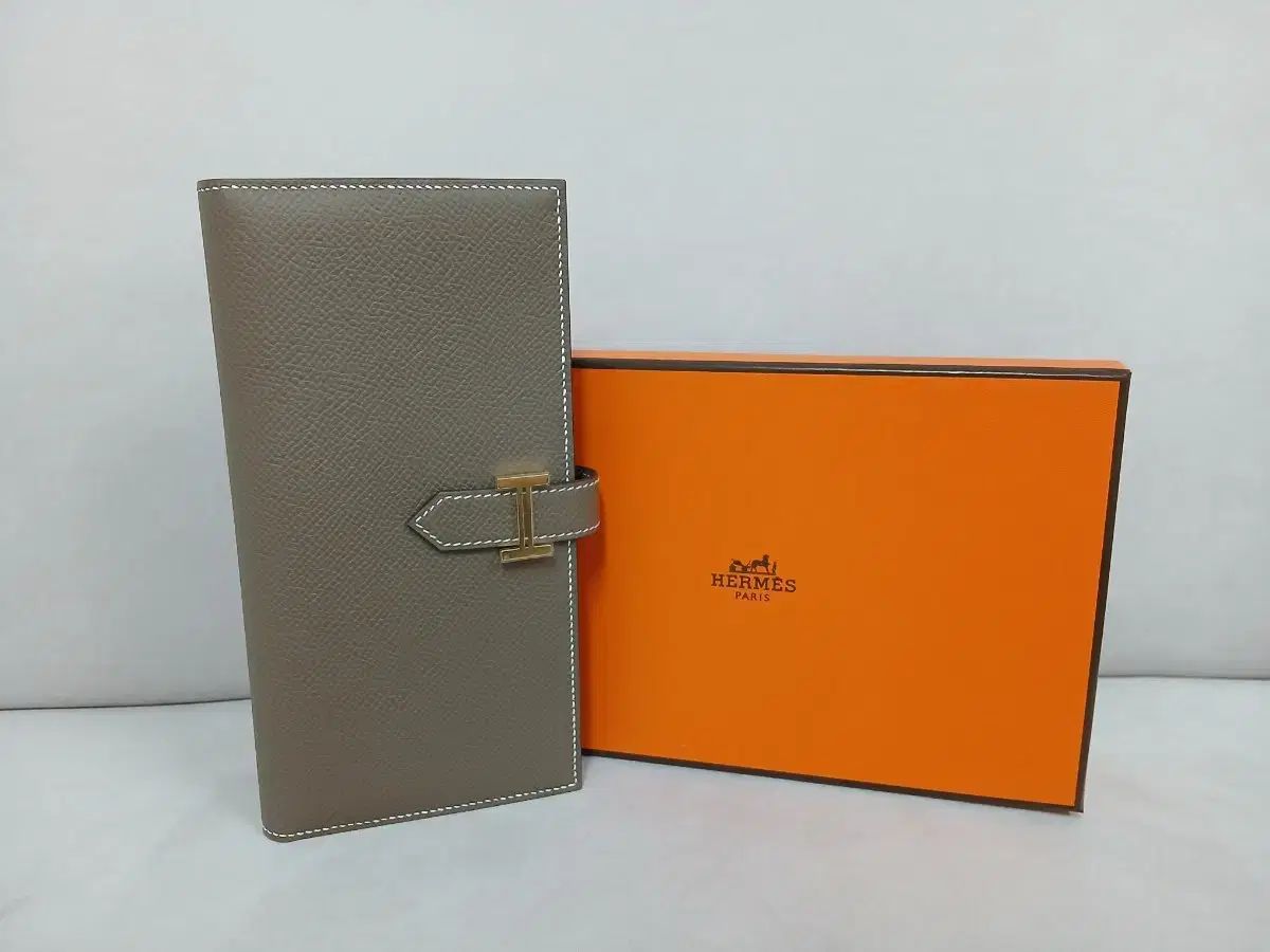 フルセット 2025 05 最新の Hermes(エルメス) ベアン エトープ 金具 長財布 K 刻印