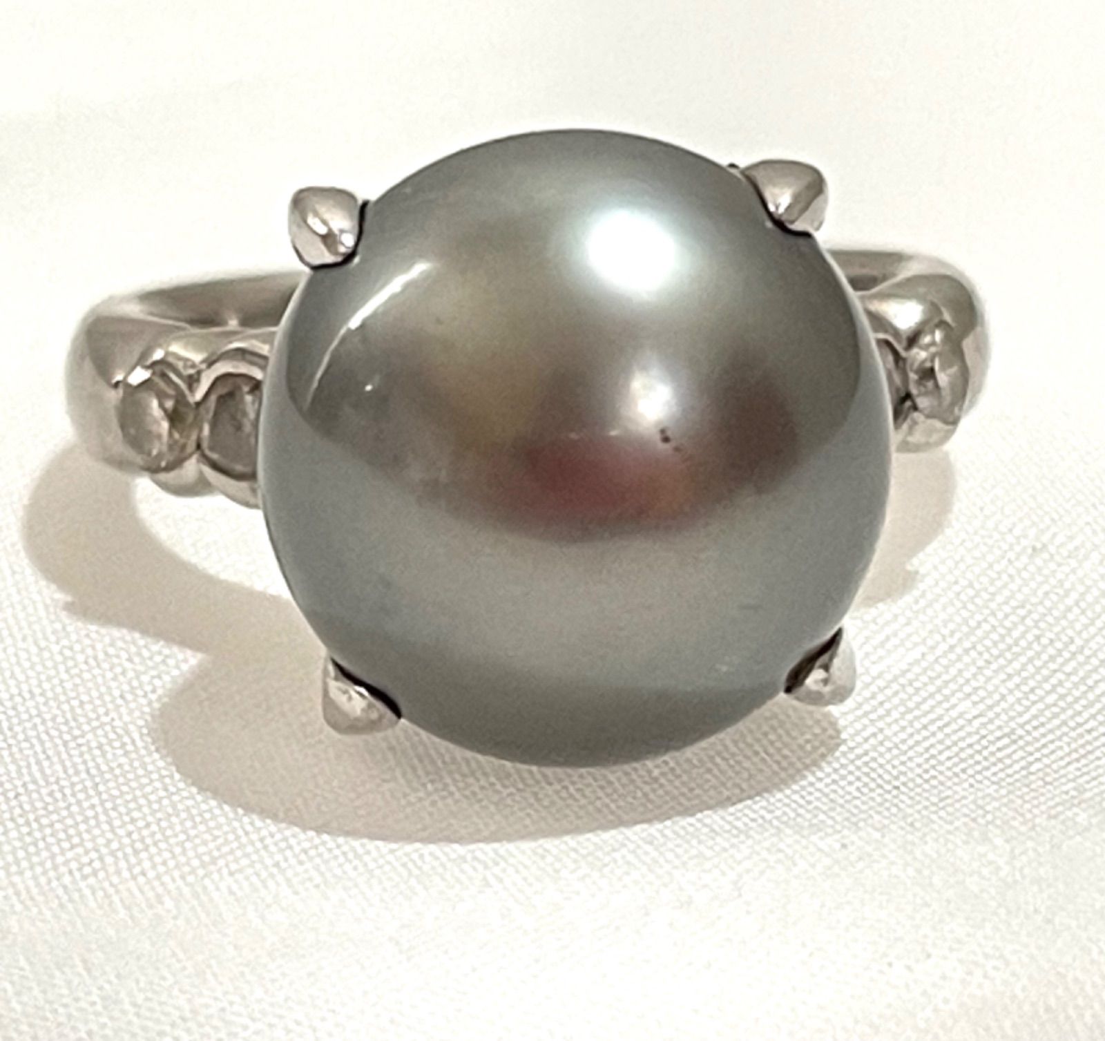 Pt900 黒蝶真珠リング 12mm パールリング ダイヤモンド ブラックパール