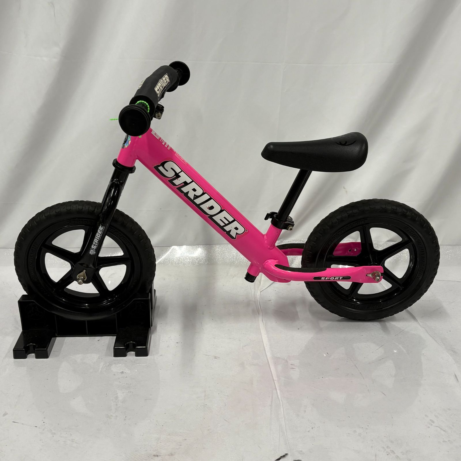 ストライダー (STRIDER) 12インチ ピンク　ジャンク品 41PpT5nQDBL._SS200_.jpg