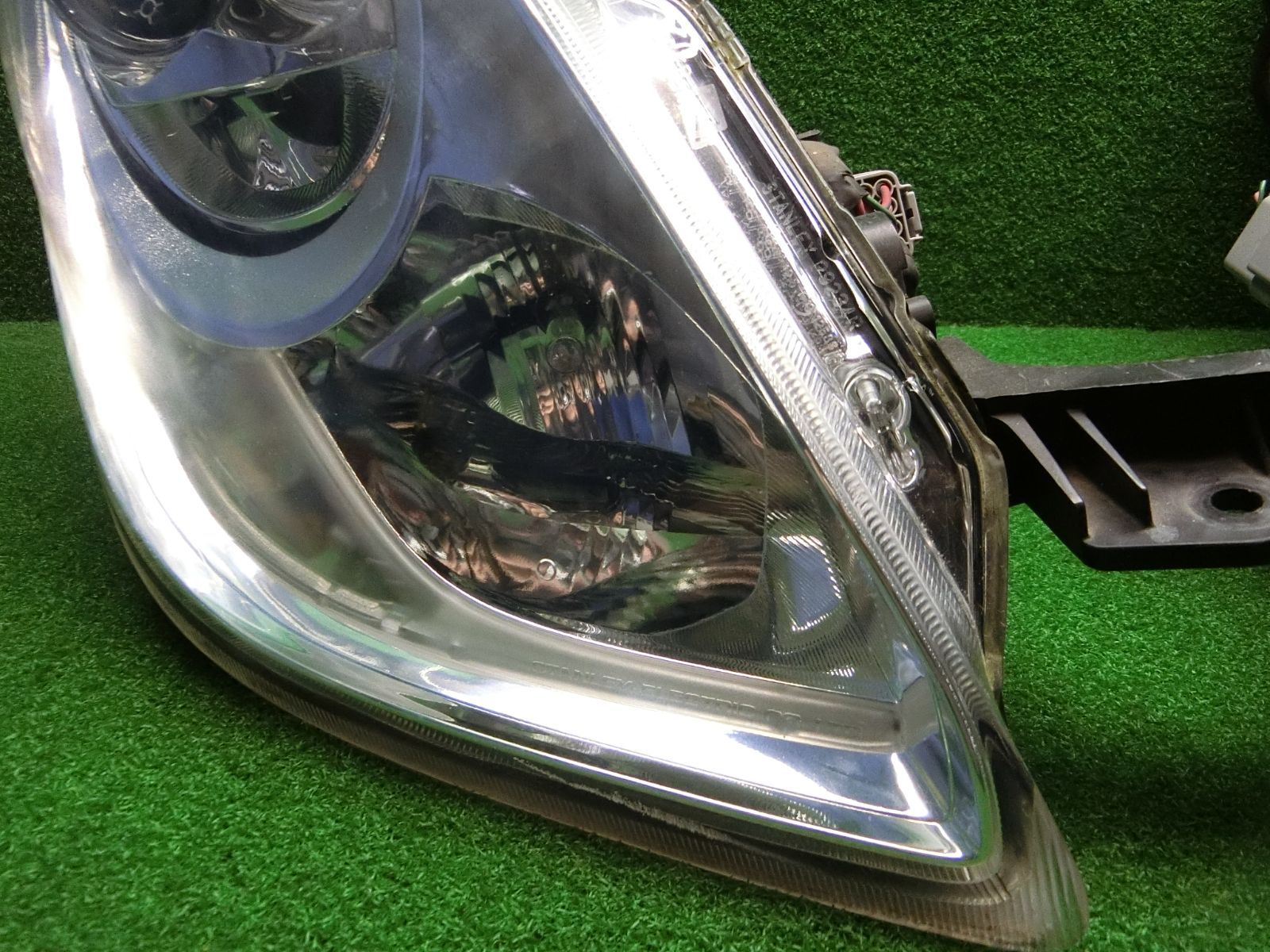 11431 コーティング済 三菱 アイミーブ HA3W ヘッドライト 左右セット STANLEY P9234 研磨済 破損なし