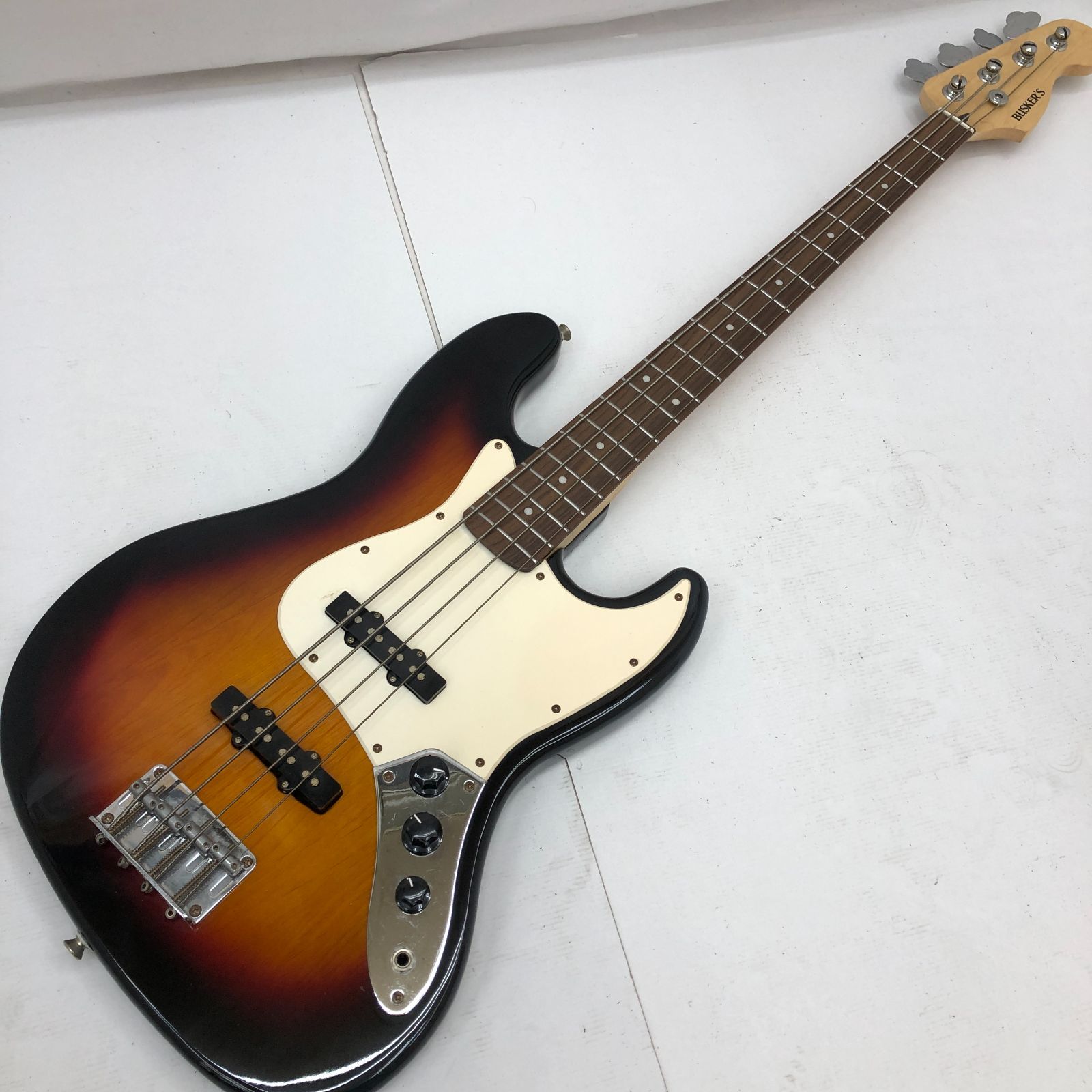 03m1124 【音出し確認済】BUSKER