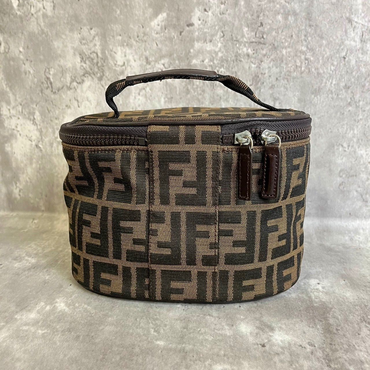 良品 FENDI フェンディ バッグ ズッカ バニティバッグ