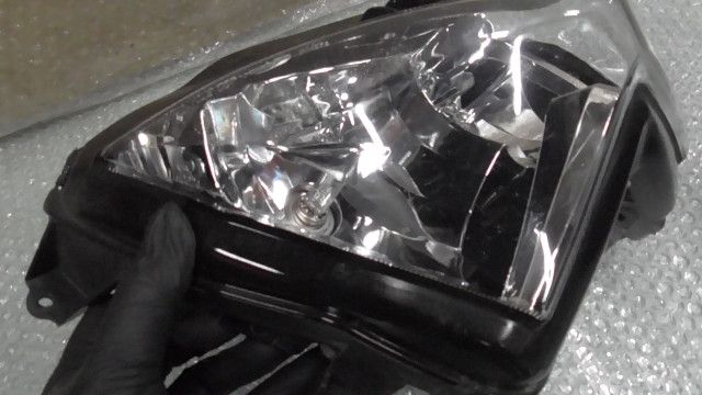 の ヘッドライト