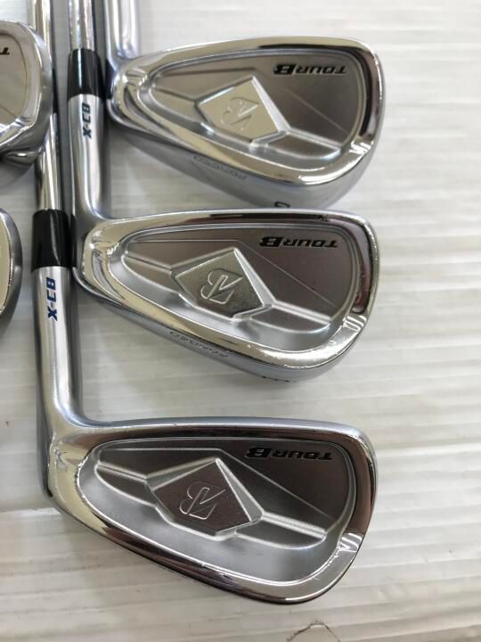 新品 ブリヂストンゴルフ TOUR B プロシリーズ ドライバー用 ユーティリティ用 ヘッドカバー HCG800 2点セット 新品 ブリヂストン ゴルフ TOUR B キャディバッグ プロスタンドモデル