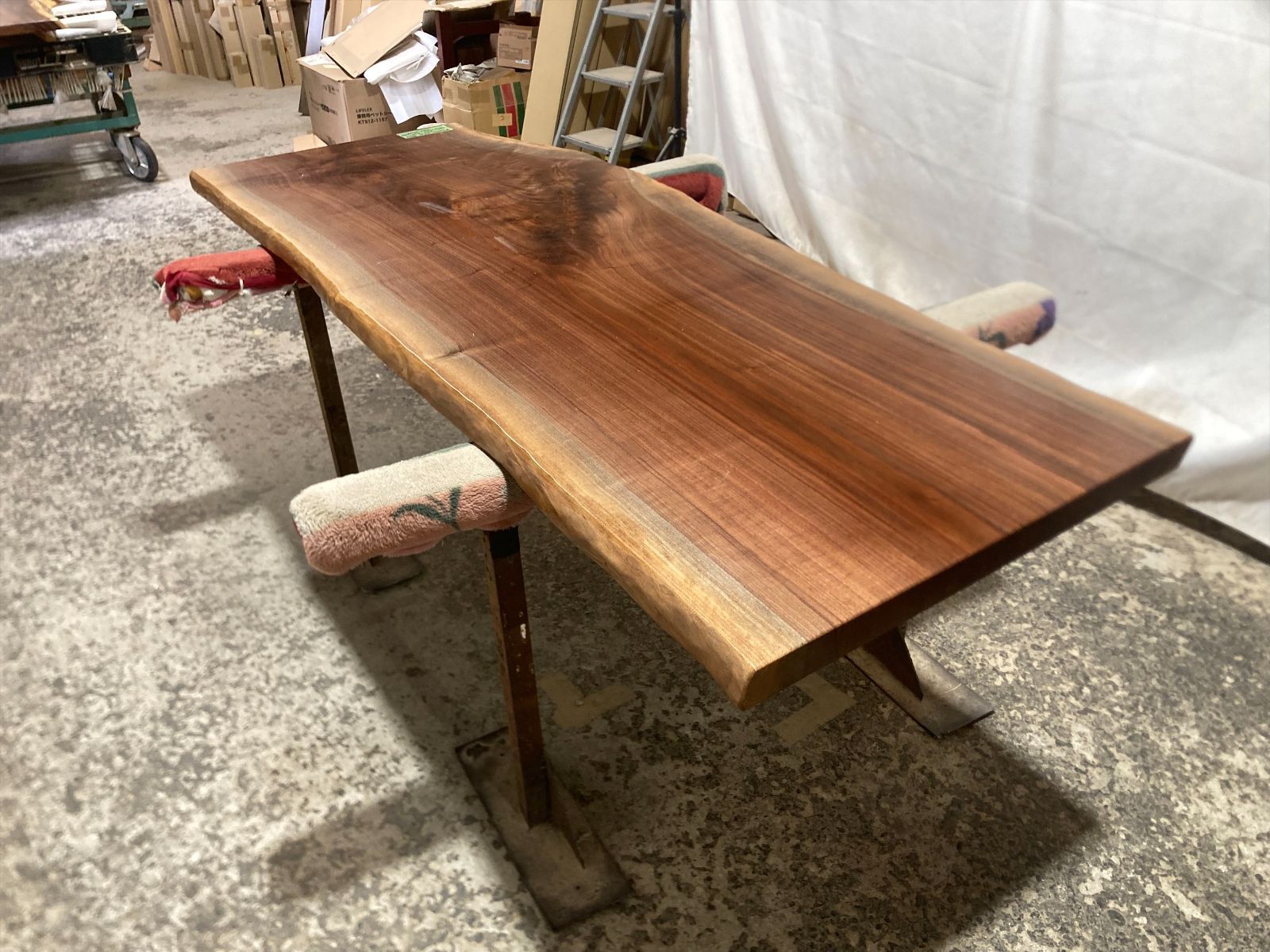 乾燥材 1890ｘ620-630ｘ44mm