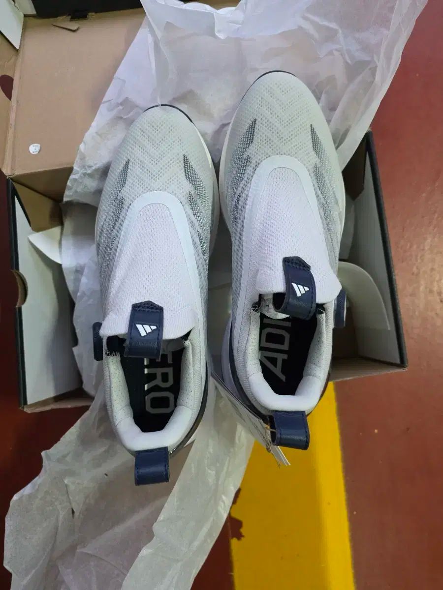 adidas アディダス ゴルフウェア 25 年 新型