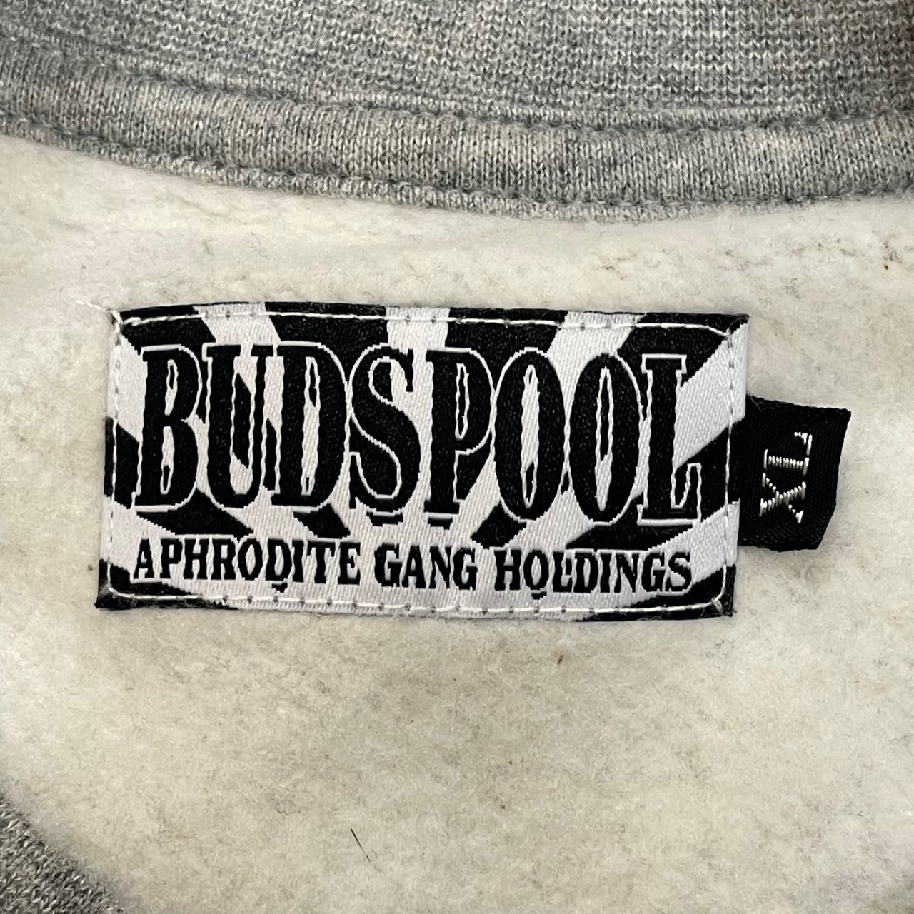 BUDS POOL APHRODITE GANG XL トレーナー