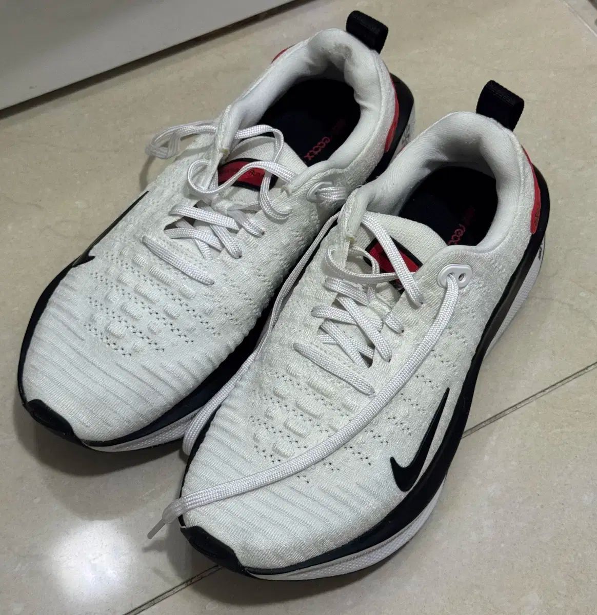 NIKE ナイキ リアクト x インフィニティラン 4 白 255