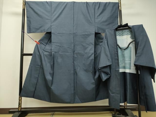 平和屋着物●男性　本場大島紬　アンサンブル　亀甲柄　正絹　逸品　DAAS2377tw 平和屋着物○男性 本場大島紬 アンサンブル 亀甲柄 正絹 逸品