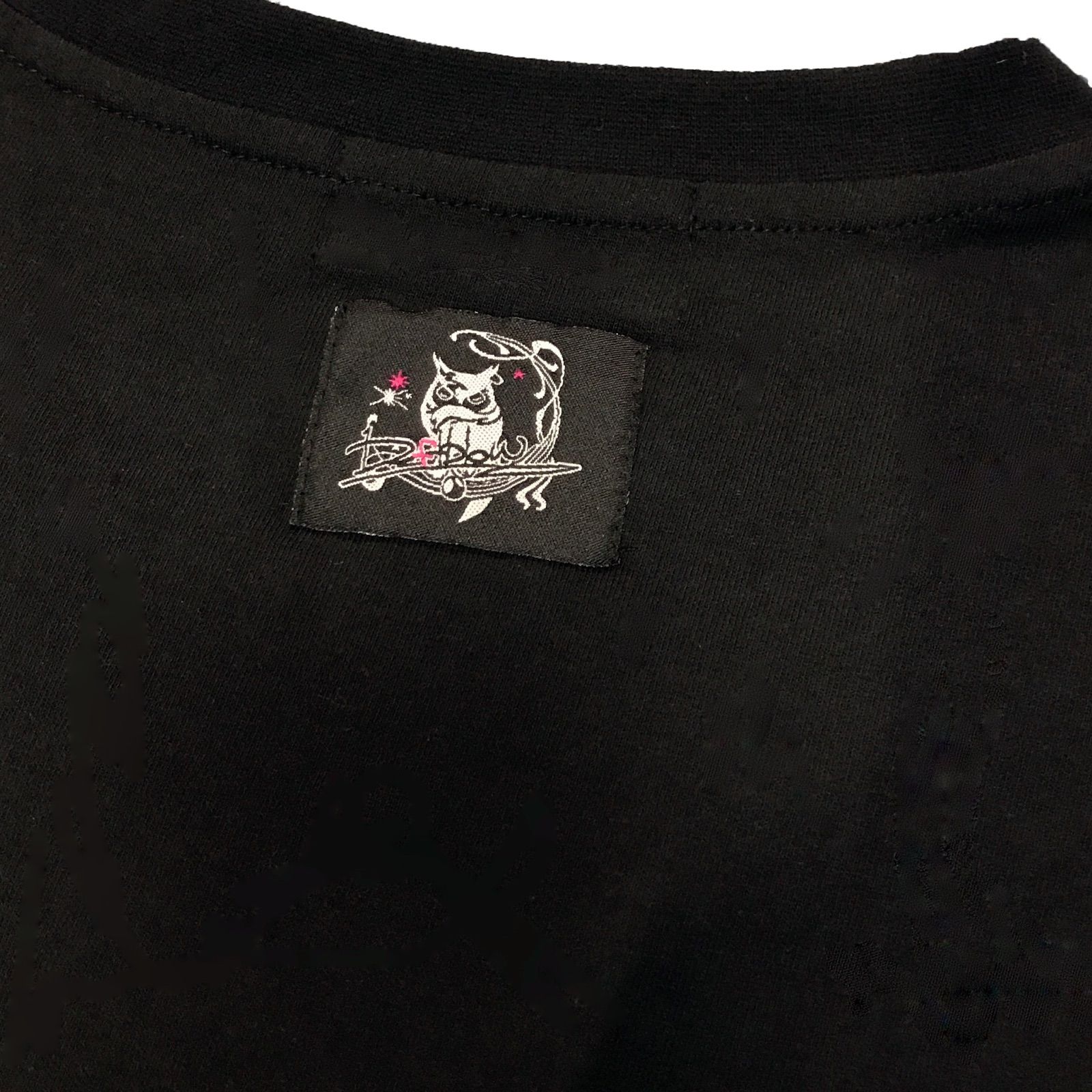 VネックTシャツ　フクロウヘッドロゴ＆フクロウタグ　黒-2