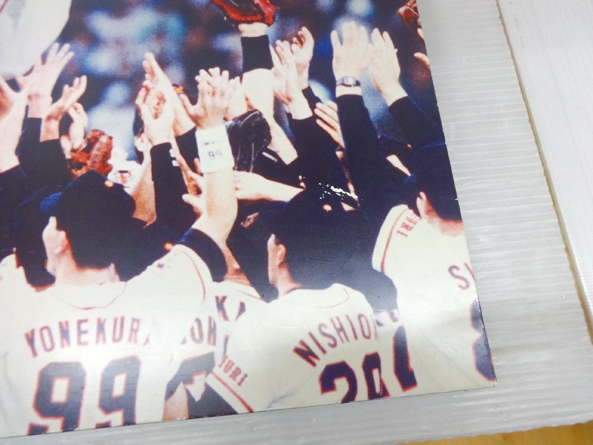2000年ジャイアンツリーグ優勝・長嶋茂雄監督胴上げ・木製写真パネル 長嶋茂雄 監督 2期 優勝 胴上げ 木枠パネル 背番号33 ミスター