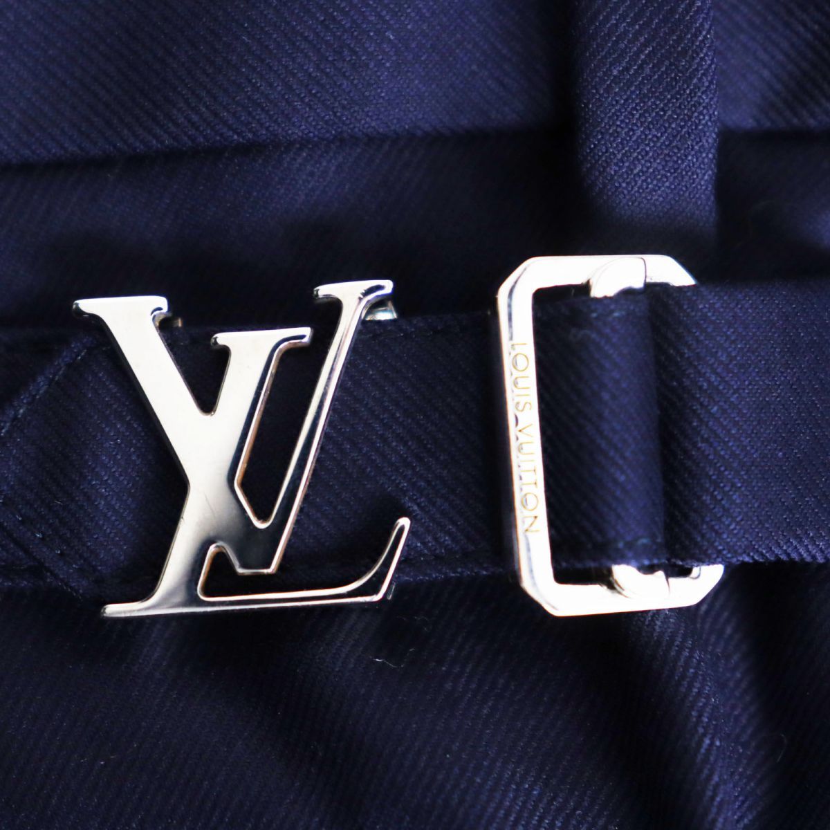 未使用品○LOUIS VUITTON ルイヴィトン VCCM04 ウール100％ LV金具付き 