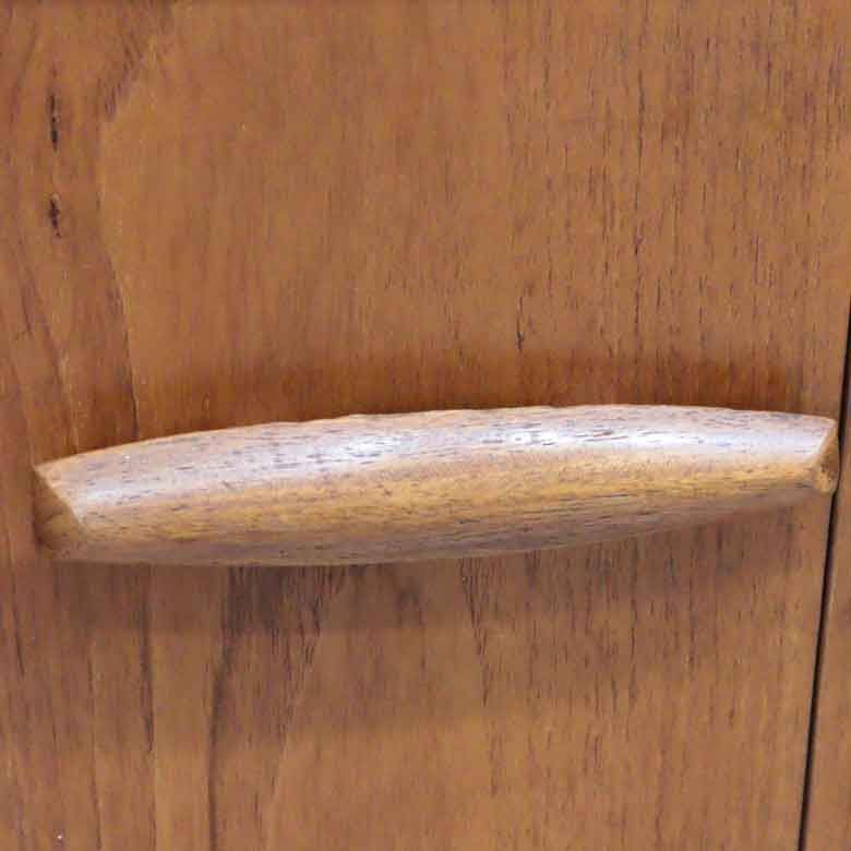 Jentique サイドボード ヴィンテージ イギリス ローキャビネット Jentique サイドボード ヴィンテージ イギリス ローキャビネット