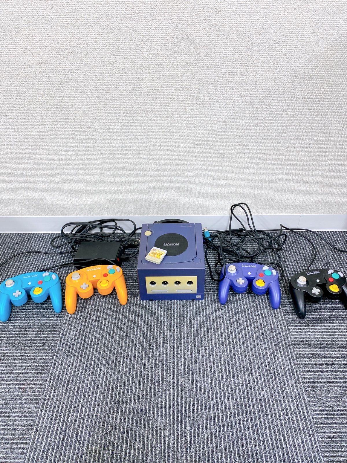 ゲームキューブ 本体 コントローラー4つ スマブラ 悦に入る 動作 