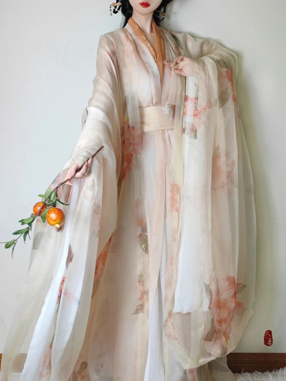華服