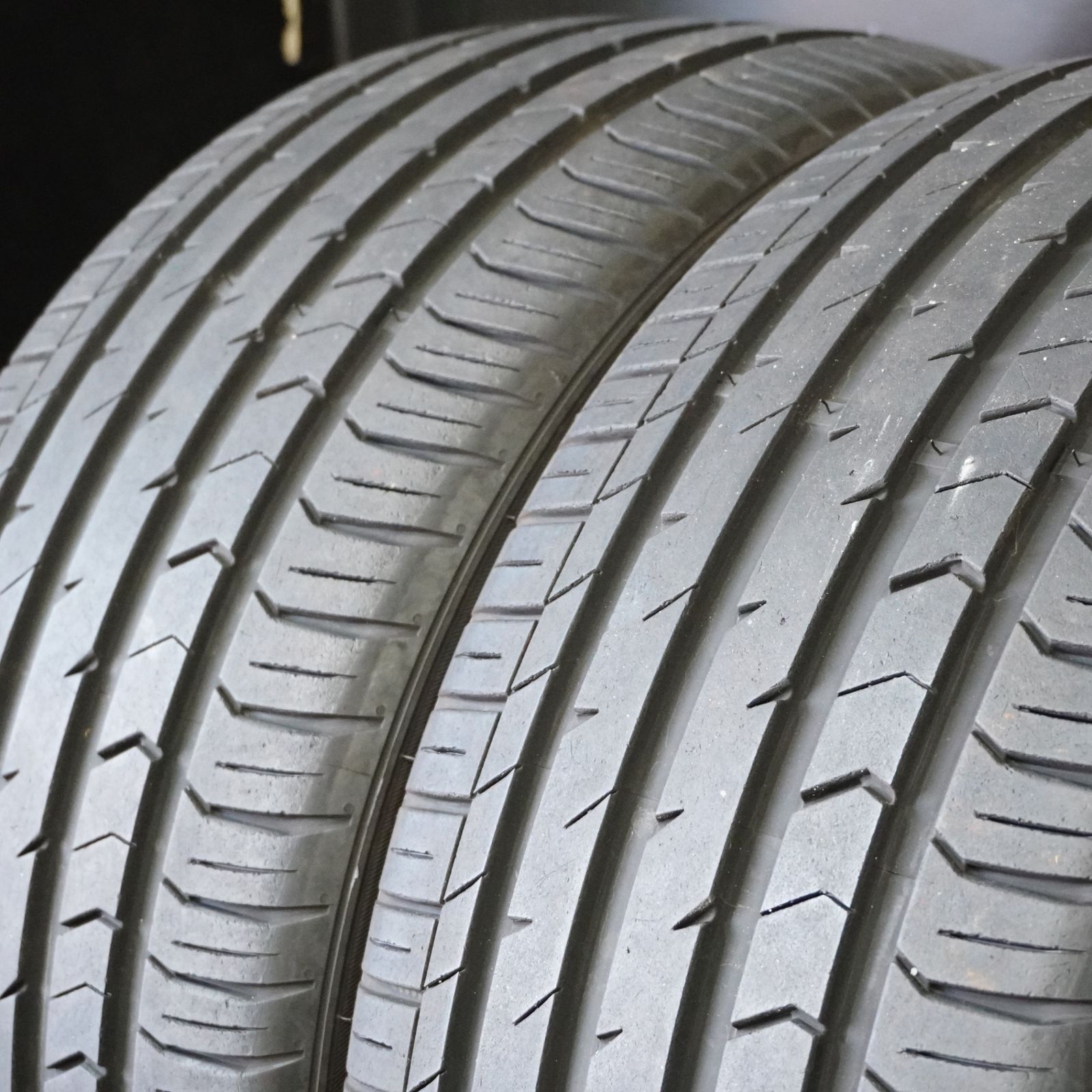 23年製 バリ山 MOMO TOPRUN M300 AS SPORT 235 40R18 255 35R18 4本 シルビア スカイライン クラウン アリスト ベンツ BMW等