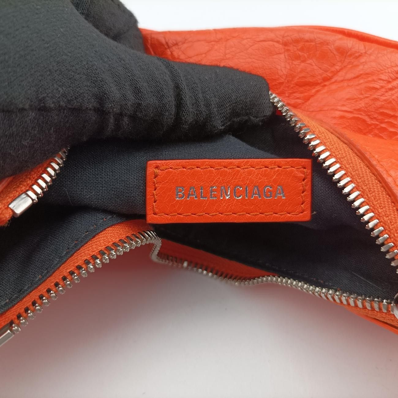 バレンシアガBalenciagaルカゴールオレンジラムスキン671309.7511.R.528147