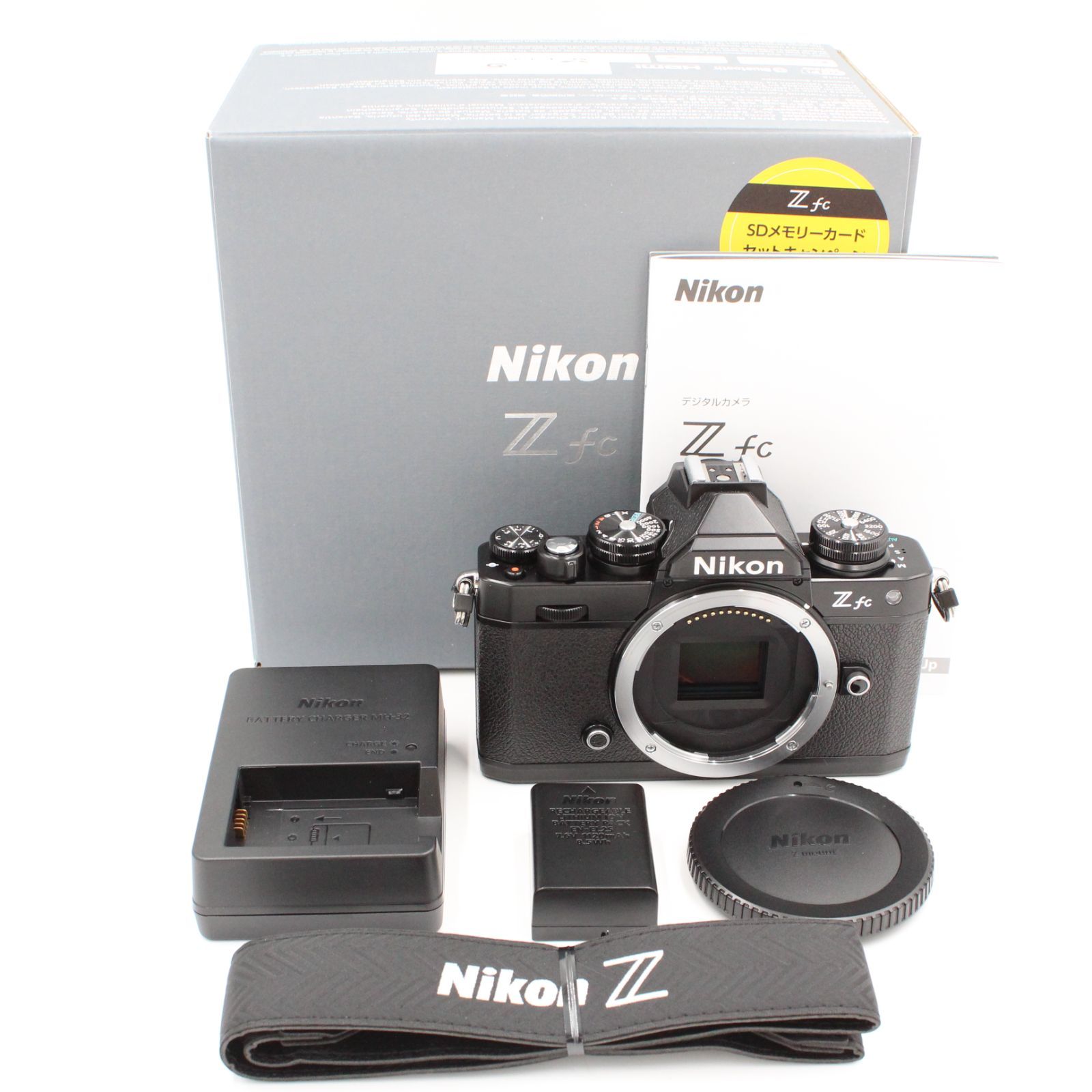 ショット数わずか72回、元箱付き。☆新品級☆ Nikon ニコン Z fc 