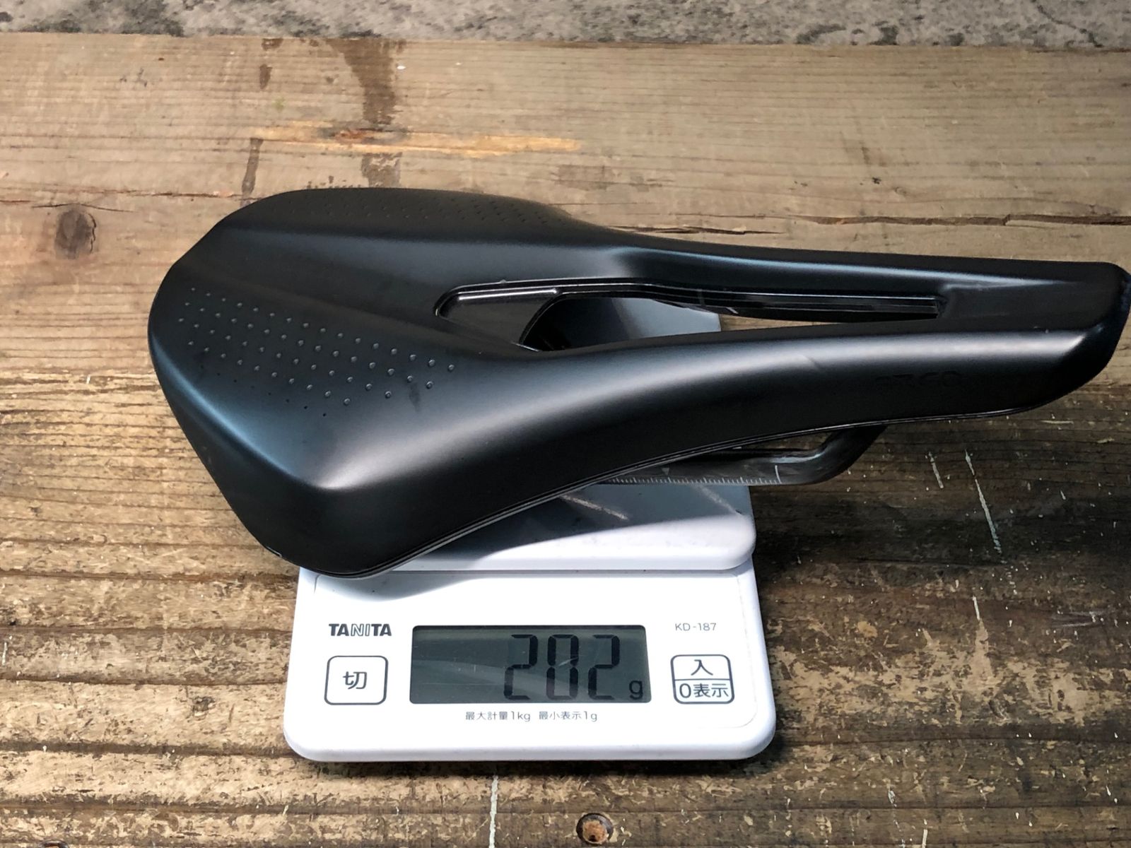 フィジーク　テンポ　アルゴ　R1 150mm フィジーク 正規品 Fizik ARGO TEMPO R1 150mm カーボンレール