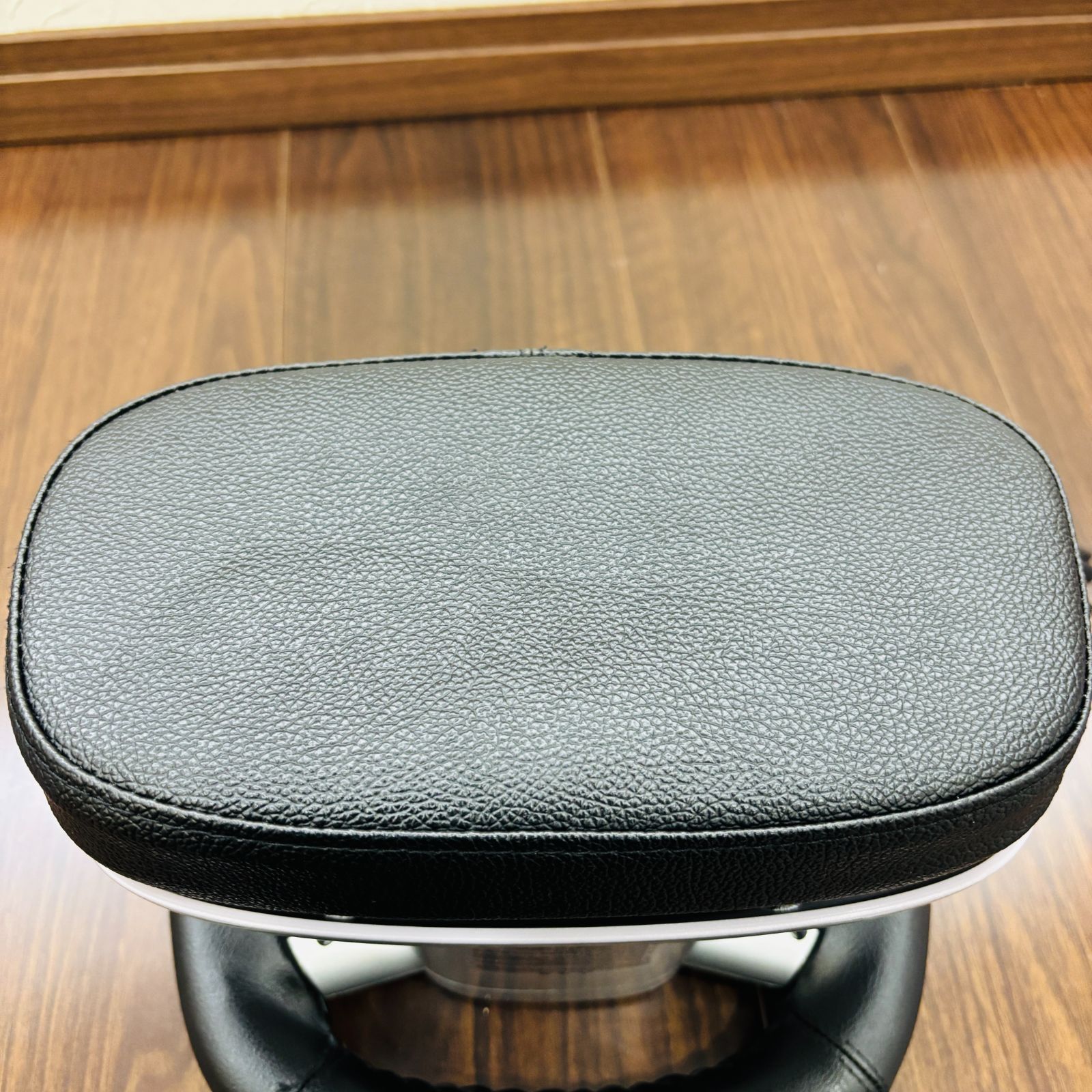 Thrive （スライブ) コンパクトマッサージャー アクセルバイブ MD-7300