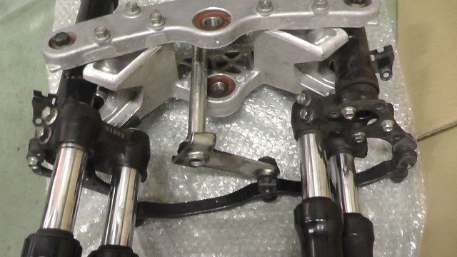 トリシティ125 SEC1J-005xxx の フロントフォーク :#1725595573 - メルカリ