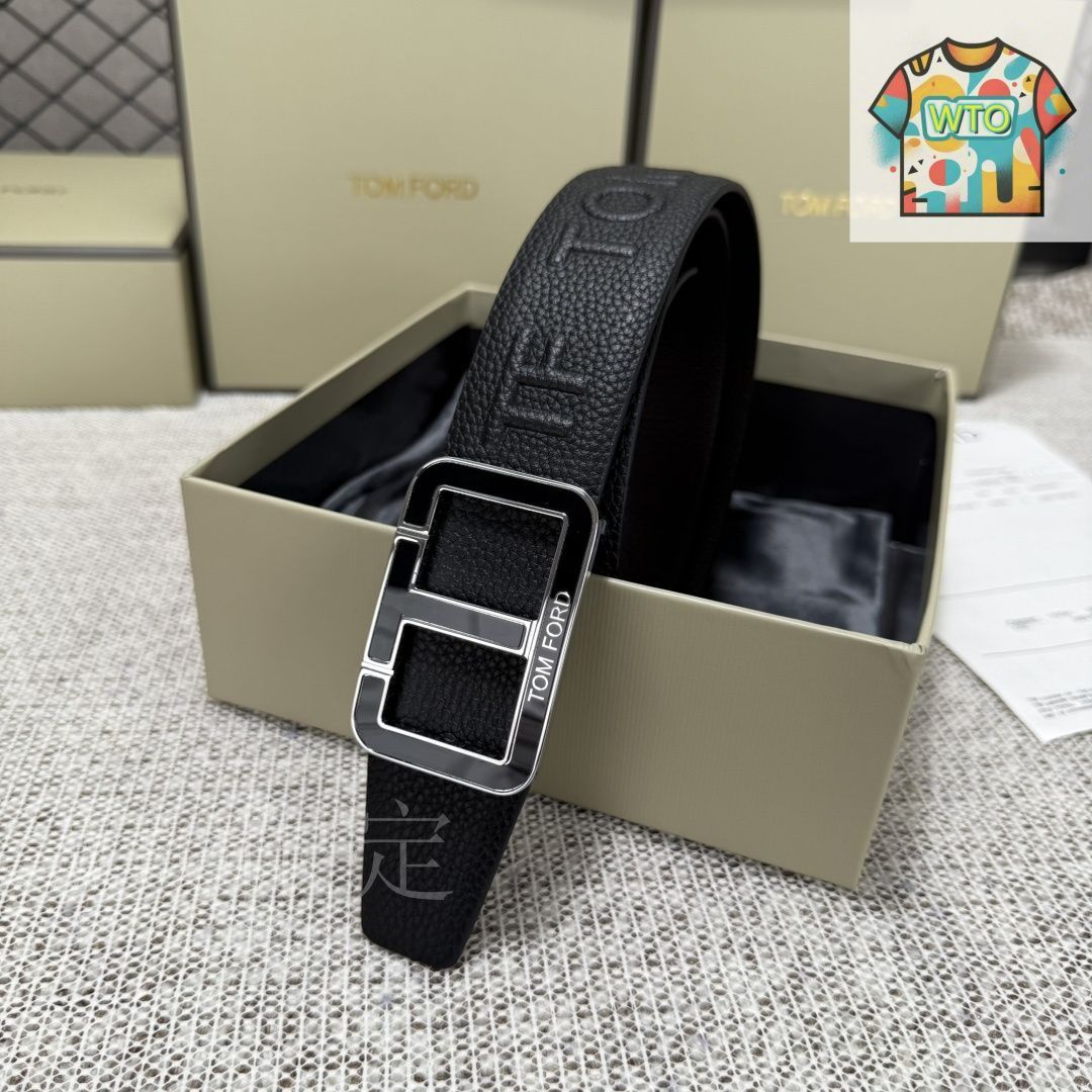 TOM FORD トムフォード イタリア製 シルバーTバックル レザー