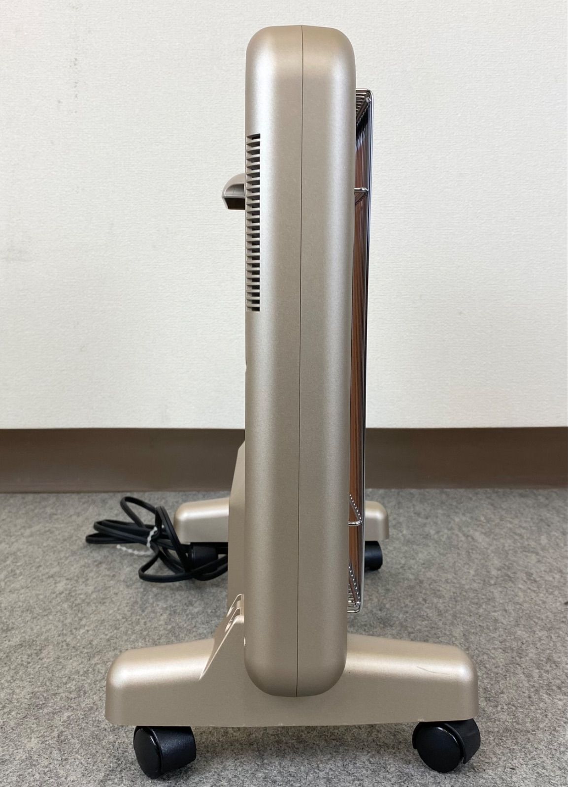 J23BC14 サンルミエ クラセラ7 遠赤外線暖房器 N700L-GR パネルヒーター WWW_KANDAIZUMI_COM