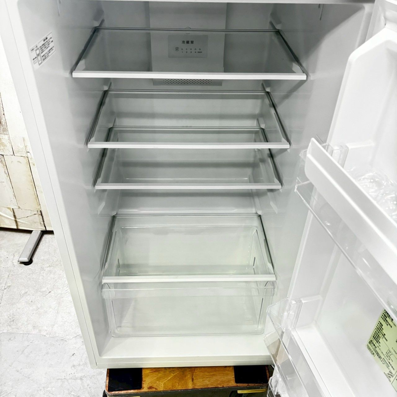 大阪送料無料★3か月保障付き★冷蔵庫★2021年★YRZ-F23H1★IR253 大阪送料無料☆3か月保障付き☆冷蔵庫☆2021年☆YRZ-