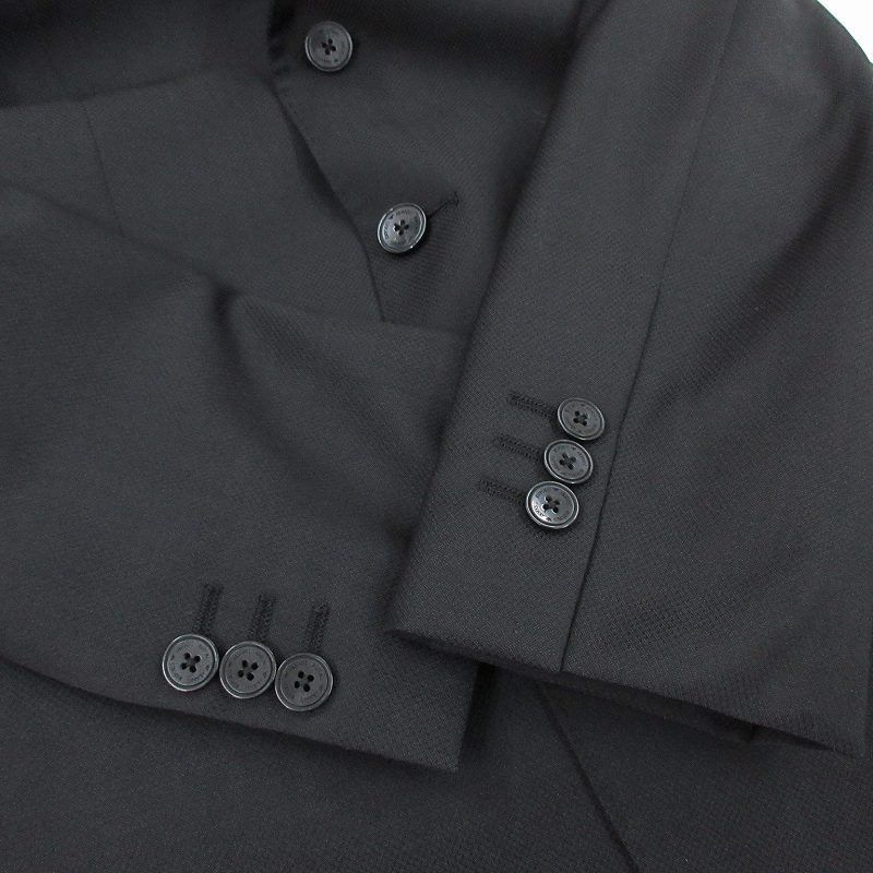 ARMANI EXCLUSIVE