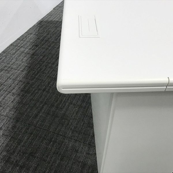 片袖デスク LEED オフィスデスク プラス ホワイト MARWIL-DEMENAGEMENTS_CH