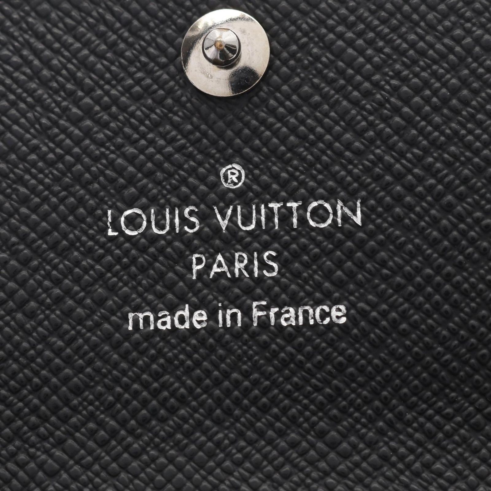 VUITTON