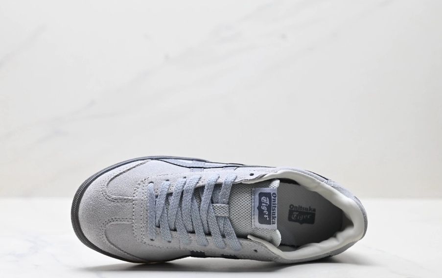 オニツカタイガー