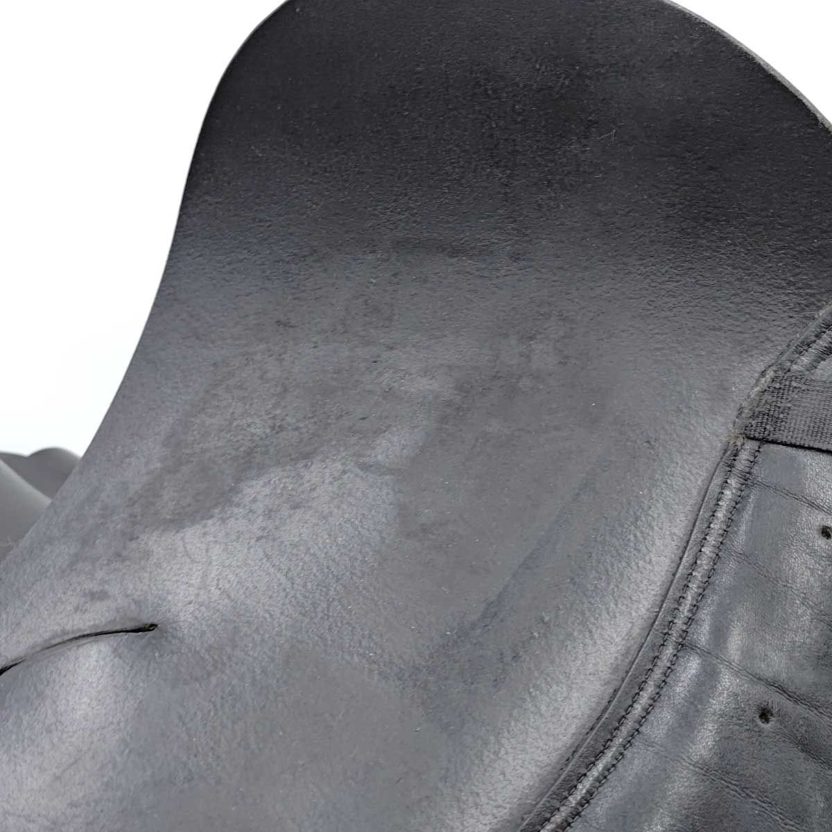BUSSE BASEL 馬場鞍 16.5インチ 鐙革 鐙 短鞭(60cm) セット 乗馬 サドル 馬具 BUSSE BASEL 馬場鞍 16.5インチ 鐙革 鐙 短鞭(60cm) セット 乗馬