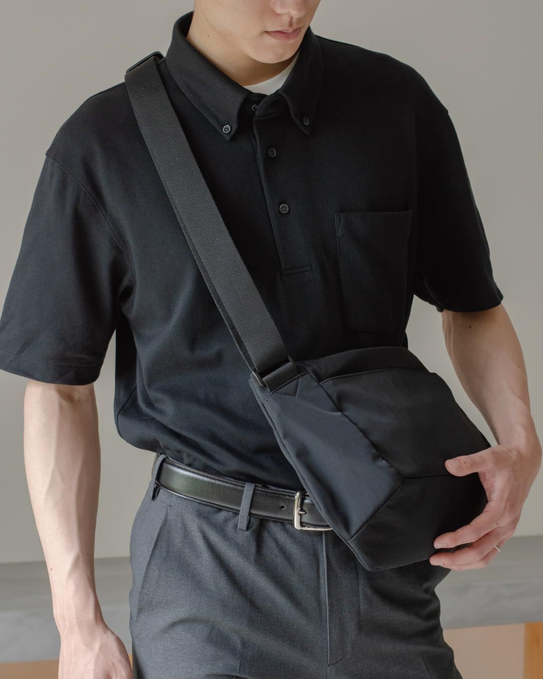 TAVARAT ちょうどいい スリングバッグ サコッシュ ボディバッグ ショルダーバッグ メンズ 軽量 250g iPad収納 TAV-052 USTAUSTRALIA_COM_AU