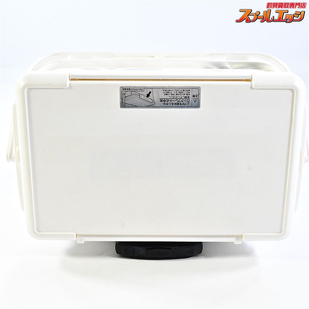 ホワイト 真空一面