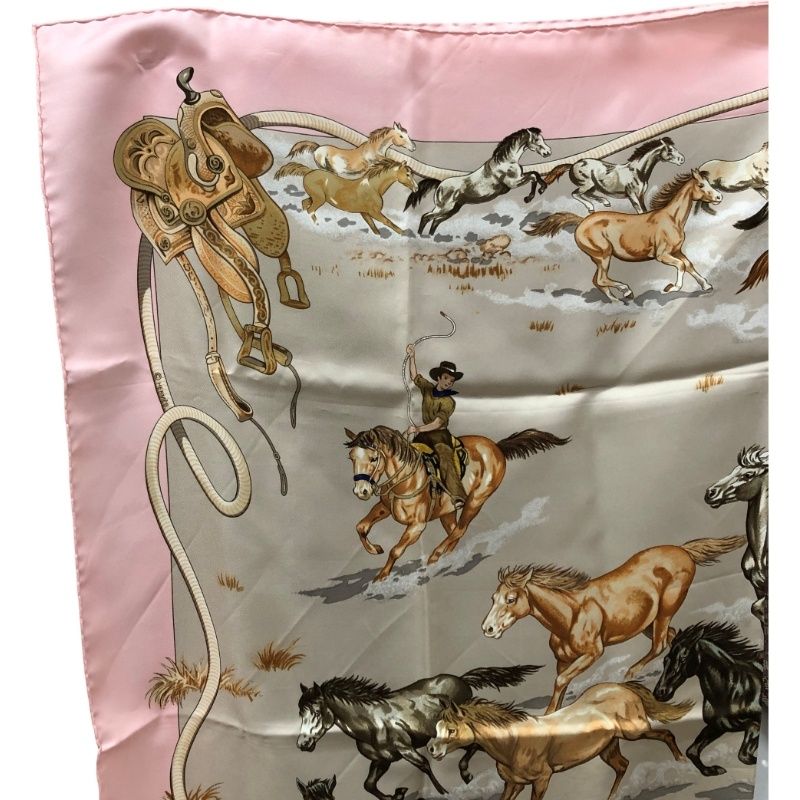 HERMES エルメス スカーフ カレ90 野生馬 LES MUSTANGS ピンク系