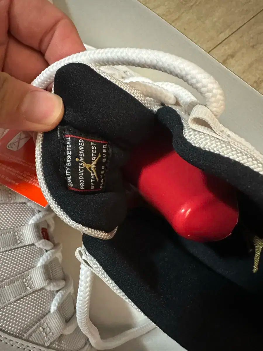 ジョーダン11レトロ